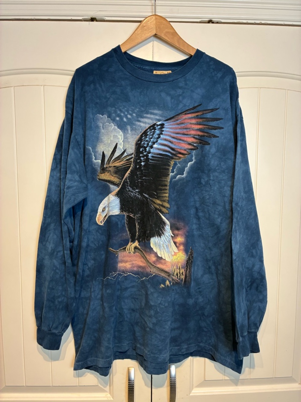 The Mountain Blue Long Sleeve Tee with Eagle Graphic Size XXL
